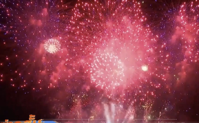 งานฉลองวันชาติฝรั่งเศสที่กรุงปารีส