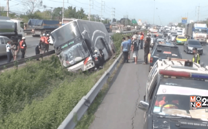 รถบัสรับส่งพนักงานตกถนนเสียชีวิต 1 คน จ.สระบุรี