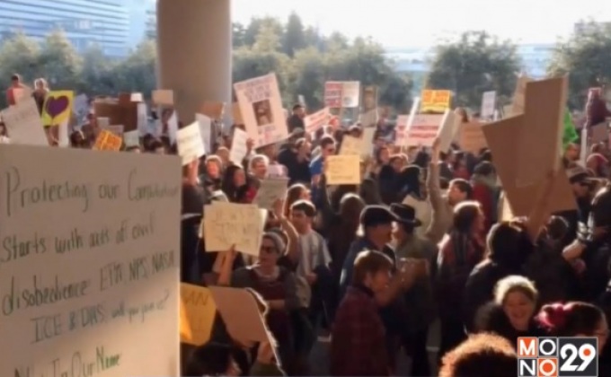 ประท้วงคำสั่งแบนผู้ลี้ภัยของผู้นำสหรัฐฯ