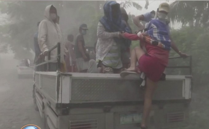 อพยพอีก 9 แสนคน รอบภูเขาไฟ”ตาอัล”