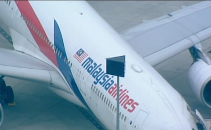 เครื่องบินมาเลเซีย แอร์ไลน์ส เลี้ยวกลับฉุกเฉิน