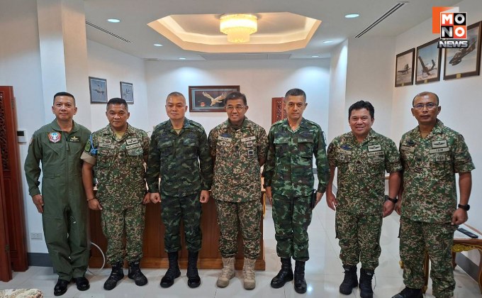 “กองทัพบก” ต้อนรับผู้บัญชาการทหารสูงสุดมาเลเซีย เข้าหารือ “มทภ.1 – มทภ.2” รับทราบข้อเท็จจริงปัญหาชายแดนไทย – กัมพูชา ก่อนส่งทีมสังเกตการณ์ลงพื้นที่