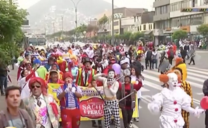 ฉลองวันตัวตลกแห่งชาติเปรู