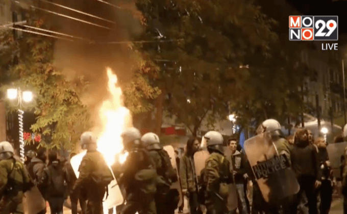 ตำรวจปะทะกลุ่มผู้ประท้วงในกรีซ