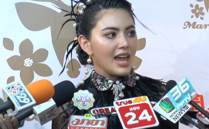 “ใหม่” เมินดราม่าถูก “มิว” เบียดตกเจ้าแม่พรีเซ็นเตอร์ 