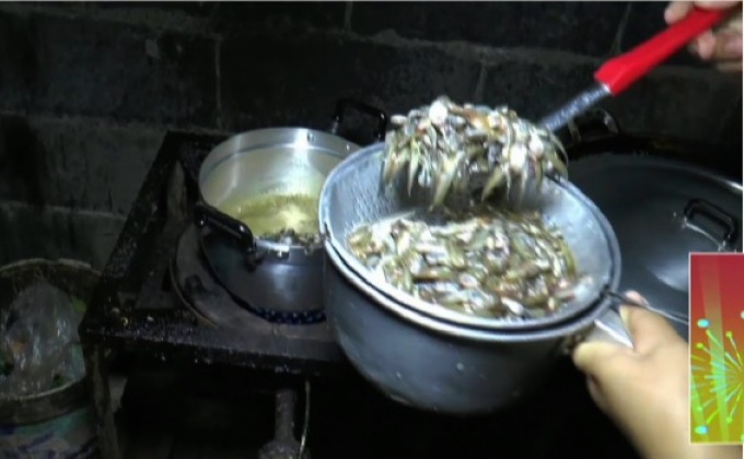 แกงอ่อมลูกฮวก เส้นทางโกยรายได้ปีละ 10 ล้านบาท