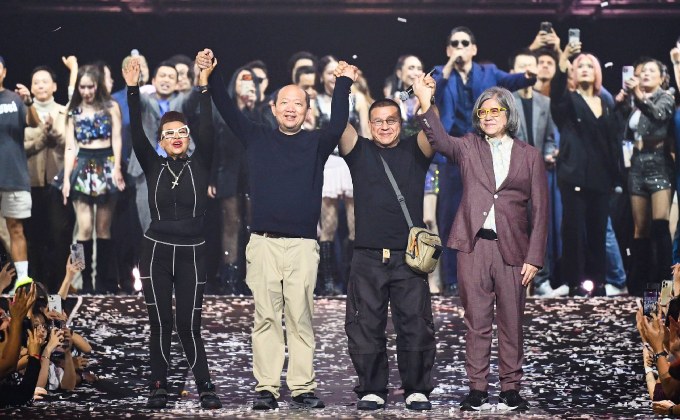 สุกี้-บอย-สมเกียรติและศิลปิน Bakery Music & Dojo City เติมอิ่มทุกโมเมนต์ เสิร์ฟความสุขสุดล้นให้ชาวเบเกอเรี่ยน 10 ชั่วโมงต่อวัน 4 รอบเต็ม ฟินที่สุดแห่งปี “B.DAY Forever Concert”