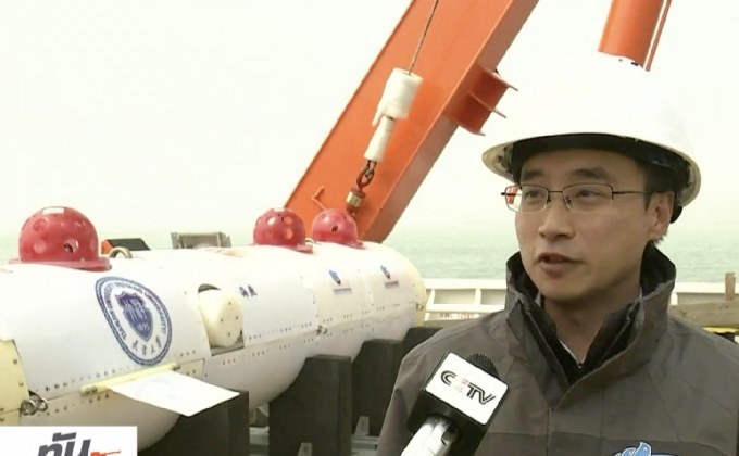 เครื่องร่อนใต้น้ำจีนทุบสถิติดำน้ำลึกสุดในโลก