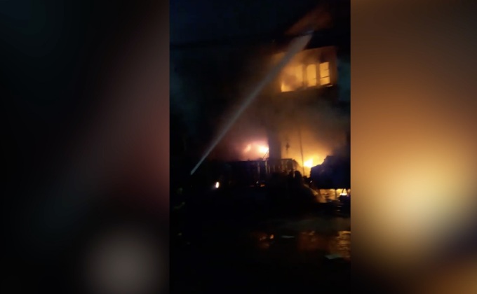 ไฟไหม้ทาวน์เฮ้าส์ย่านปทุมธานีคลอกเสียชีวิต 4 คน