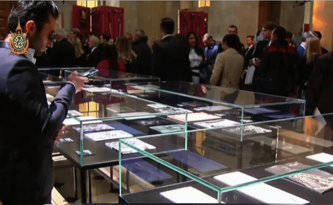 ดิออร์จัดแฟชั่นโชว์ในวังเบลเนม