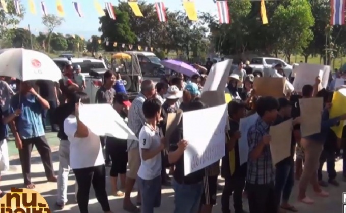 ชุมนุมขับไล่เจ้าอาวาสวัดดัง