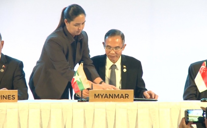 ปิดฉากการประชุมรัฐมนตรีกลาโหมอาเซียน ครั้งที่ 11