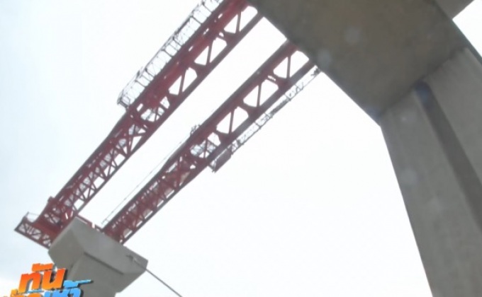 ออกหมายจับวิศวกร คดีอุปกรณ์เหล็กรถไฟฟ้าหล่นทับคนงานเสียชีวิต