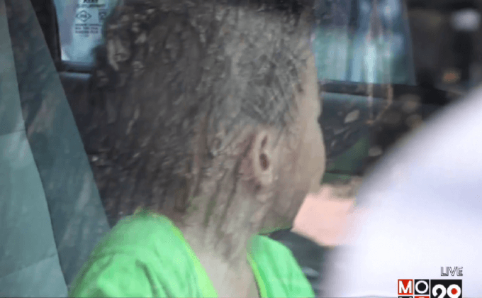 เด็กชายวัยขวบเศษติดอยู่ในรถ