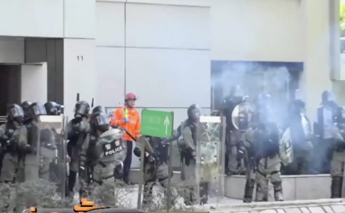 ตำรวจปะทะผู้ชุมนุมในฮ่องกง