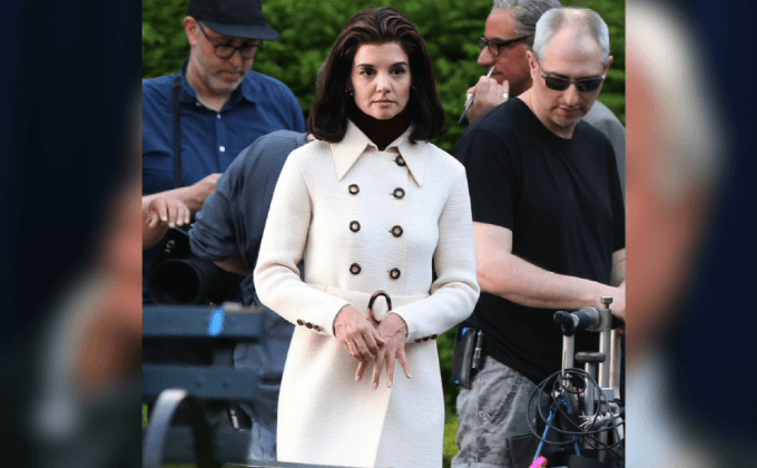 เผยโฉมแรก “เคธี่ โฮมส์” สตรีหมายเลขหนึ่ง จากซีรี่ส์ภาคต่อ The Kennedys