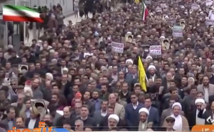 ผู้สนับสนุนรัฐบาลอิหร่านเดินขบวนต่อเนื่อง