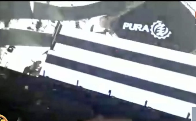 เวทีถล่มในงานเทศกาลดนตรีที่บราซิล