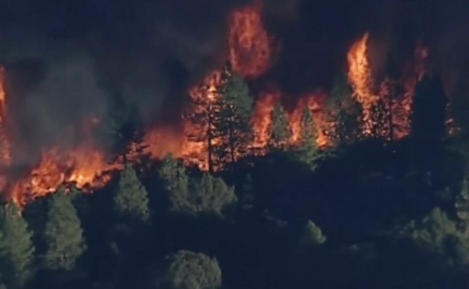 ไฟป่าลุกลาม 2 จุดในรัฐแคลิฟอร์เนีย