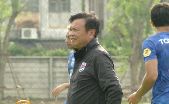 สมาคมฟุตบอลเตรียมตัดสินอนาคต “โค้ชโต่ย” พุธนี้