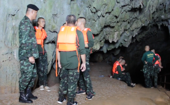 ​ดึงหน่วยซีลช่วยค้นหา “โค้ช-นักฟุตบอล” ติดถ้ำ