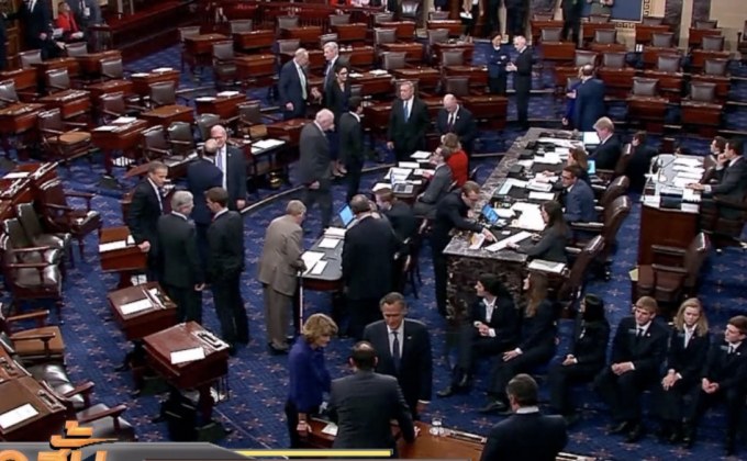 วุฒิสมาชิกรีพับลิกันลงมติเพิกถอนภาวะฉุกเฉินทรัมป์