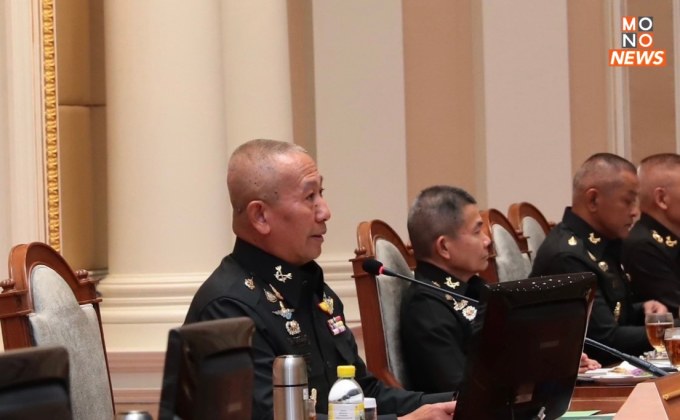 ผบ.ทบ. กำชับทุกการฝึกต้องได้มาตรฐาน พร้อมรับมือกับทุกภารกิจ พร้อมเสริมกำลังชายแดนสกัดสิ่งผิดกฎหมาย