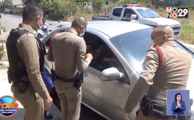 เด็ก 2 ขวบติดอยู่ในรถยนต์ เจ้าหน้าที่ช่วยเหลือได้ทัน