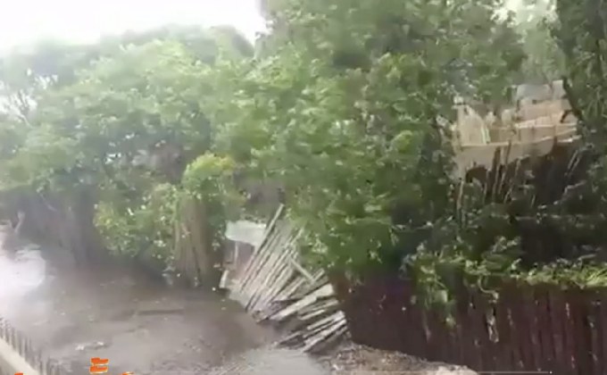 ​พายุไซโคลนพัดถล่มมาดากัสการ์