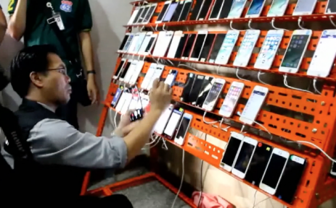 จับชาวจีนเช่าบ้านปั่นยอดไลค์ผิดกฎหมาย