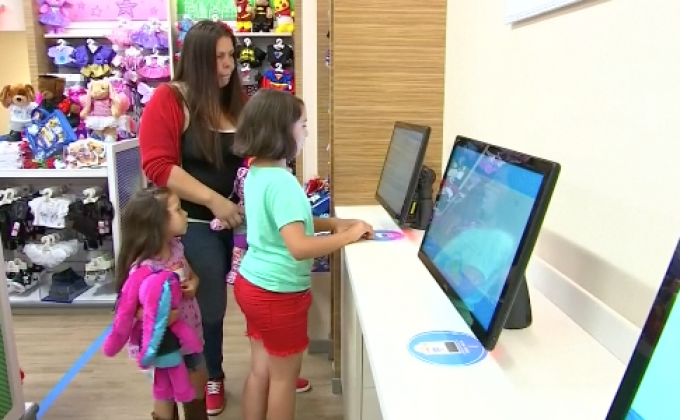 ​คนแห่ซื้อตุ๊กตาในสหรัฐฯ จนร้านต้องยกเลิกโปรโมชั่น