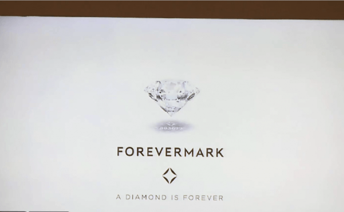ยูบิลลี่ จัดงานเปิดตัว “FOREVERMARK” แบรนด์เพชรระดับโลก