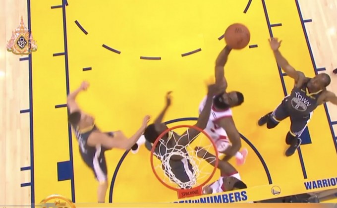 วอร์ริเออร์สทุบฮูสตัน ขึ้นนำซีรีส์ 2-0