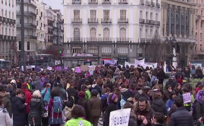 ทั่วโลกร่วมแสดงพลังวันสตรีสากล