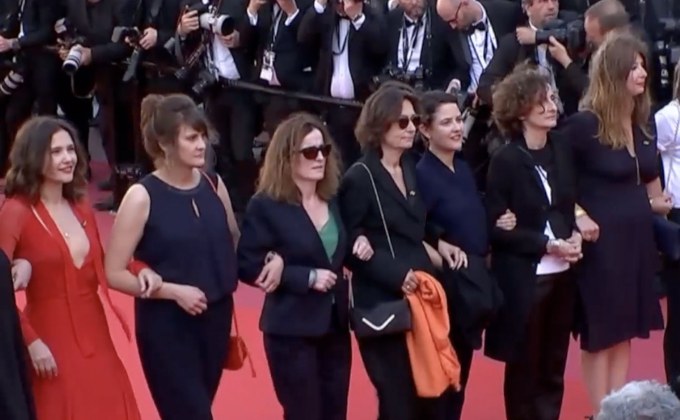 ดาราหญิงแสดงพลังต้านความไม่เท่าเทียมทางเพศ