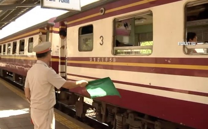 จ่อขึ้นค่ารถไฟชั้น 3 เริ่ม 10 บาท