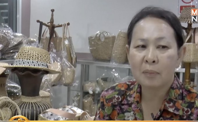 “ตะกร้าผักตบชวายักษ์” ชูสินค้าโอทอปชุมชนกว๊านพะเยา