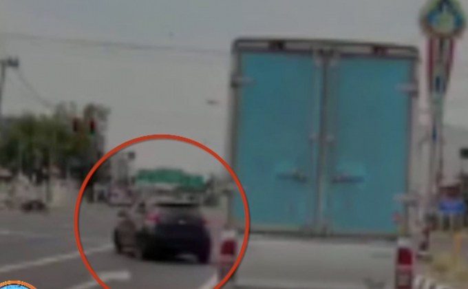 จับแล้วหนุ่มยิงปืนขึ้นฟ้ากลางสี่แยก อ.สตึก จ.บุรีรัมย์