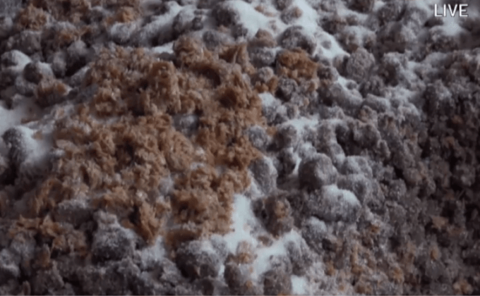 รอผลตรวจสอบสีย้อมผ้าในกะปิ 1 สัปดาห์