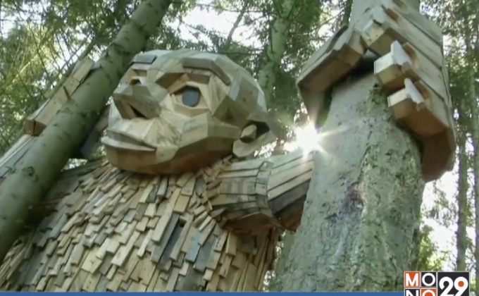 “หุ่นยักษ์เศษไม้” ผลงานไอเดียเจ๋ง “ศิลปินรีไซเคิล”