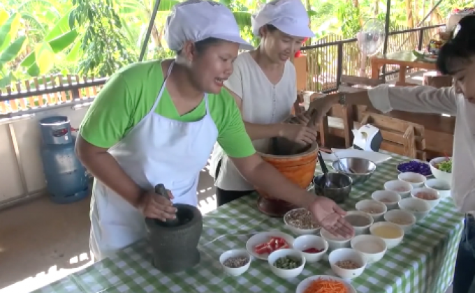 ​ไอเดียเด็ด เปิดสวนอาหารกลางดงกล้วย