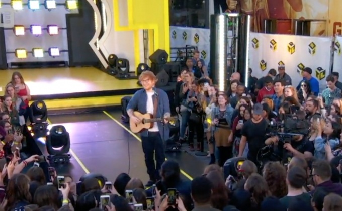 “เอ็ด ชีแรน” ร่วมไว้อาลัยกับรายการดัง MTV แด่ผู้เสียชีวิตที่ ลาส เวกัส