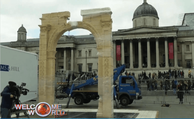 ประตูชัยพัลไมร่าจำลองในลอนดอน