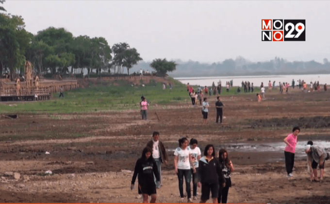 ไม่เคยเห็น กว๊านพะเยาน้ำแห้งเหมือนชายหาด