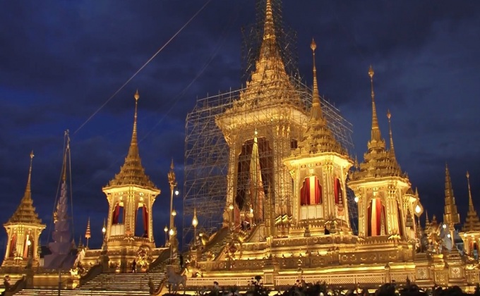 ร.10 เสด็จฯ ยกพระนพปฏลมหาเศวตฉัตร วันนี้