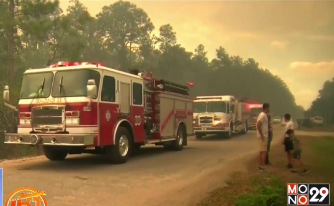 อพยพประชาชนหนีไฟป่าในรัฐฟลอริดา