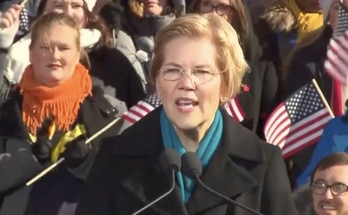 สมาชิกวุฒิสภาหญิงประกาศลงชิงตัวแทนสู้ศึกเลือกตั้งสหรัฐฯ