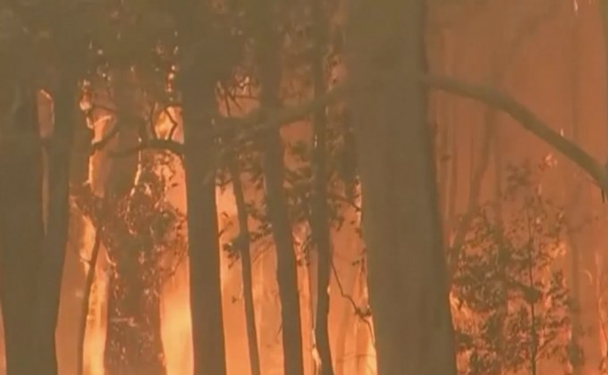 เจ้าหน้าที่ออสเตรเลียเร่งดับไฟป่ารุนแรง