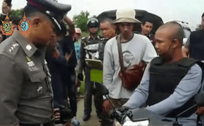 ตร.นำตัวผู้ต้องหาฆ่าชิงทรัพย์แท็กซี่มาทำแผน