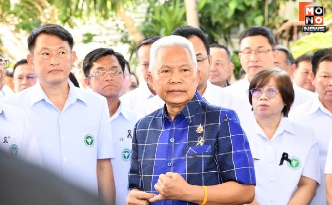 ไม่ทอดทิ้งเยาวชน “ประธานสภา” เยี่ยมเด็กยากไร้บ้านคูเมือง หนุนการศึกษา-ฟื้นฟูเยาวชนห่างไกลยาเสพติด